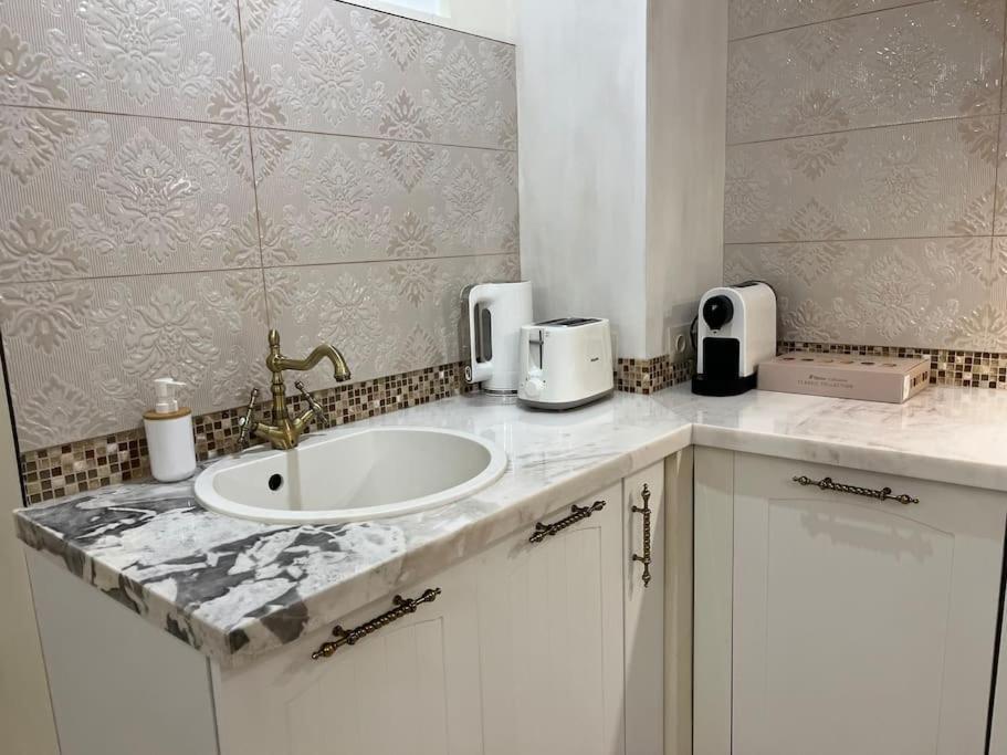 Διαμέρισμα Ellie Soe Free Parking 5 Min To Metro *